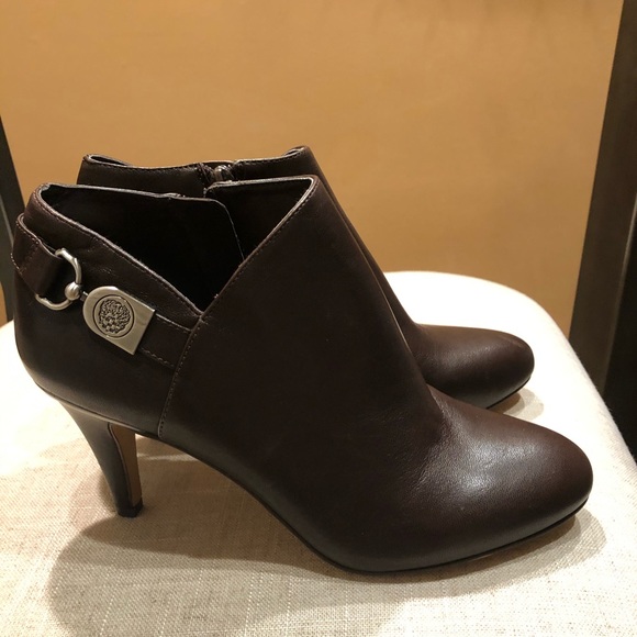 Vince Camuto Shoes - Beautiful Brown Vince Camuto Booties